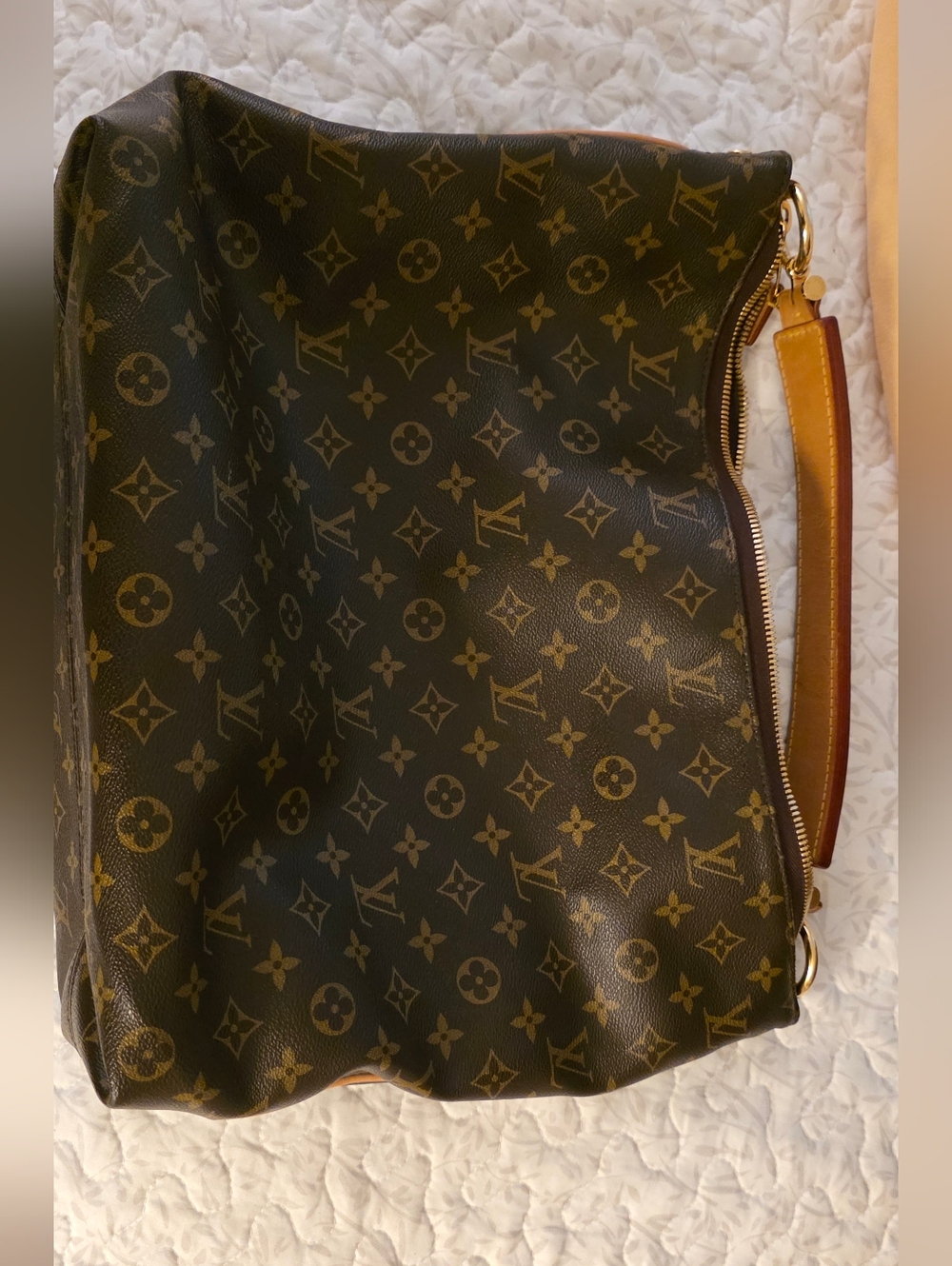 Louis Vuitton Monogram Shoulder Hobo Bag in Brown and Vachetta - Picture 14 of 16
